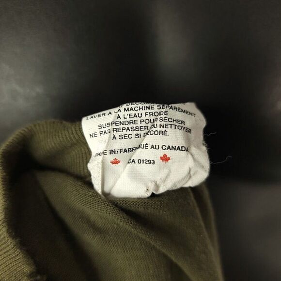 Canada T Shirt Vintage 90s Nature Tee Mountains Animals Made In Canada Mens - Picture 6 of 7